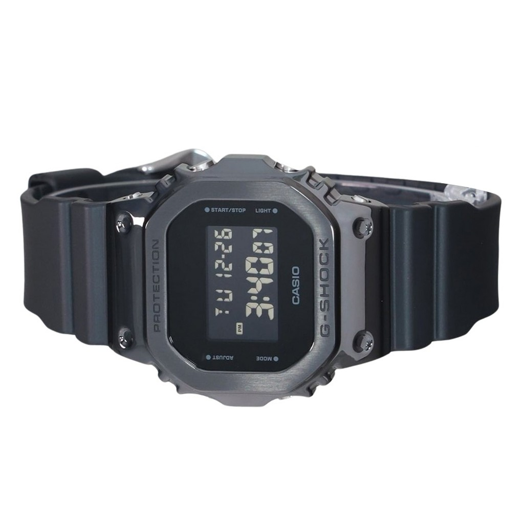 Zegarek męski Casio G-Shock z cyfrową metalową ramką i
