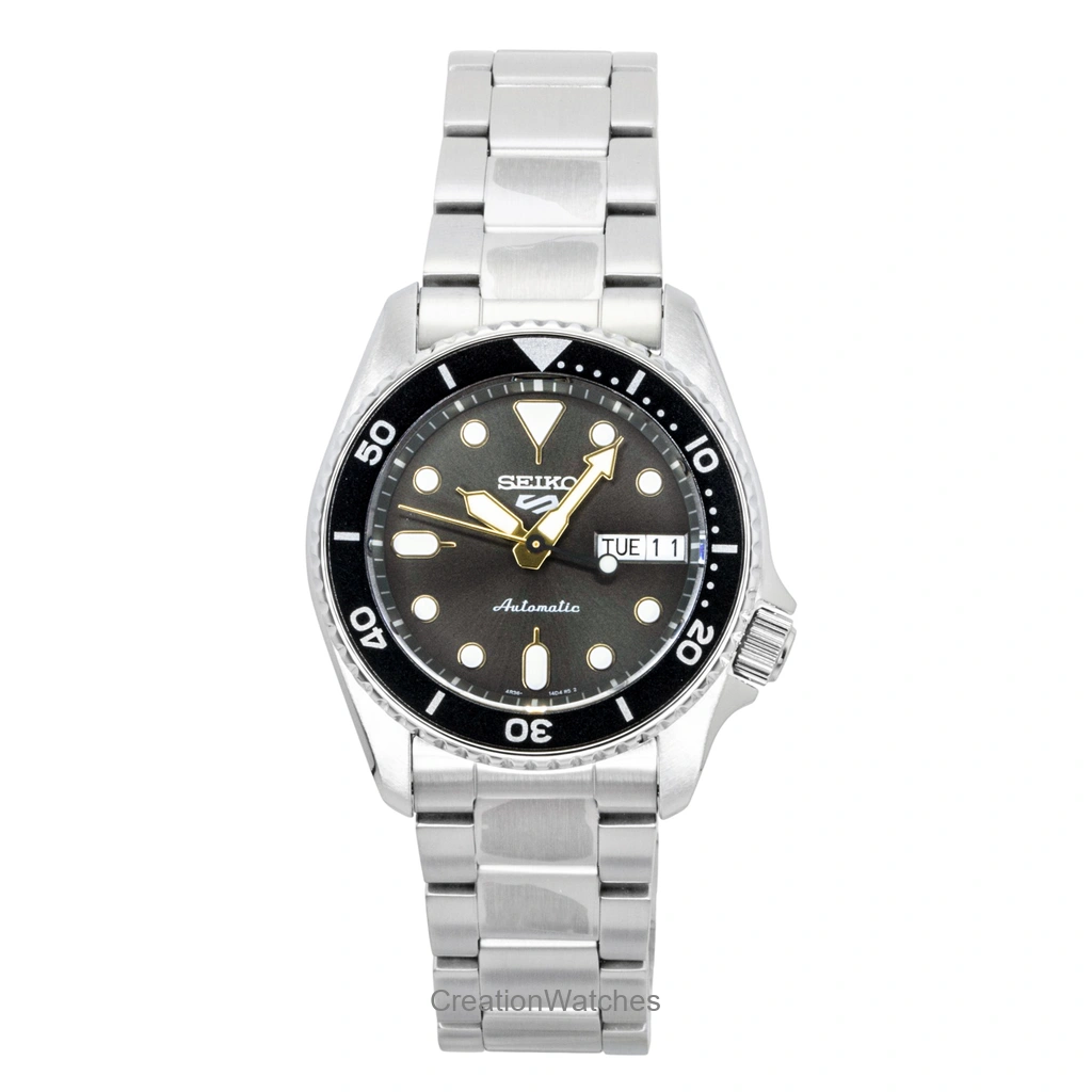Seiko 5 Sports SKX Street Stonewash ステンレススチール 黒文字盤 自動巻き SRPL79K1 100m防水 メンズ腕時計