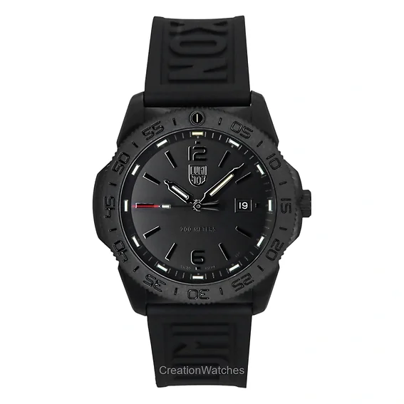 Luminox Pacific Diver Rubber Strap Black Dial Quartz XS.3121.BO.1 200M Men's Watch