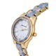 Reloj Anne Klein de dos tonos de acero inoxidable con esfera de nácar y cuarzo 3212LBGB para mujer